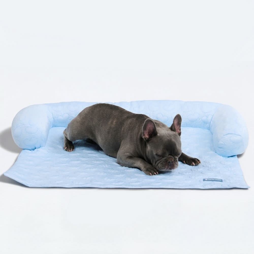 Frostcore™ Cooling Couch Cover Dog Bed - Image 24